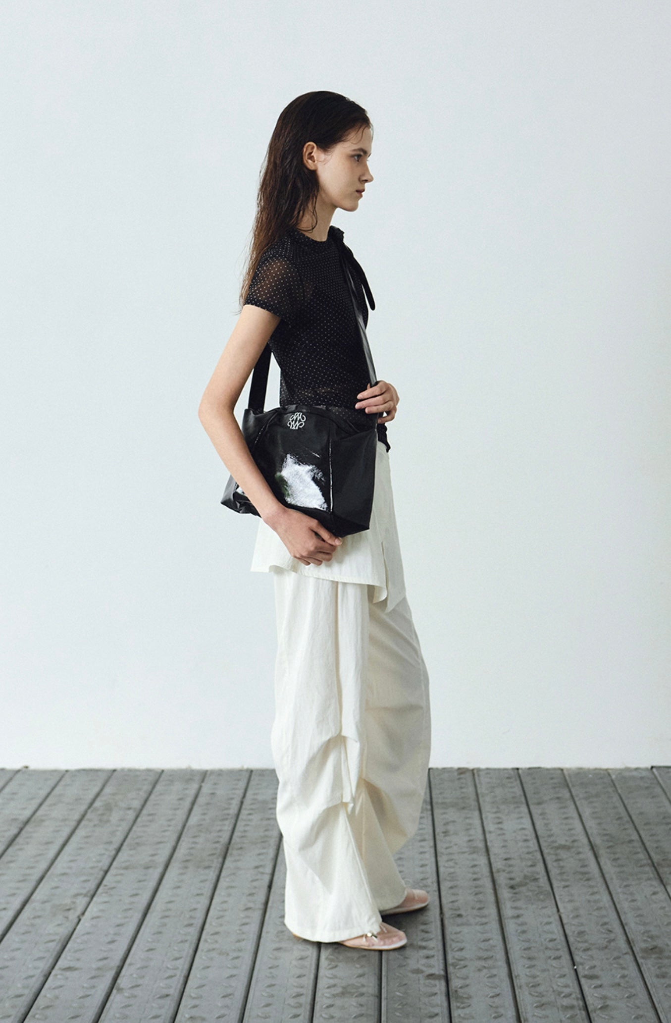 NICOLE SQUARE SHOULDER BAG_BLACK