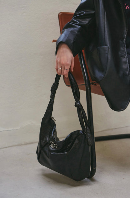 NICOLE SQUARE SHOULDER BAG_BLACK